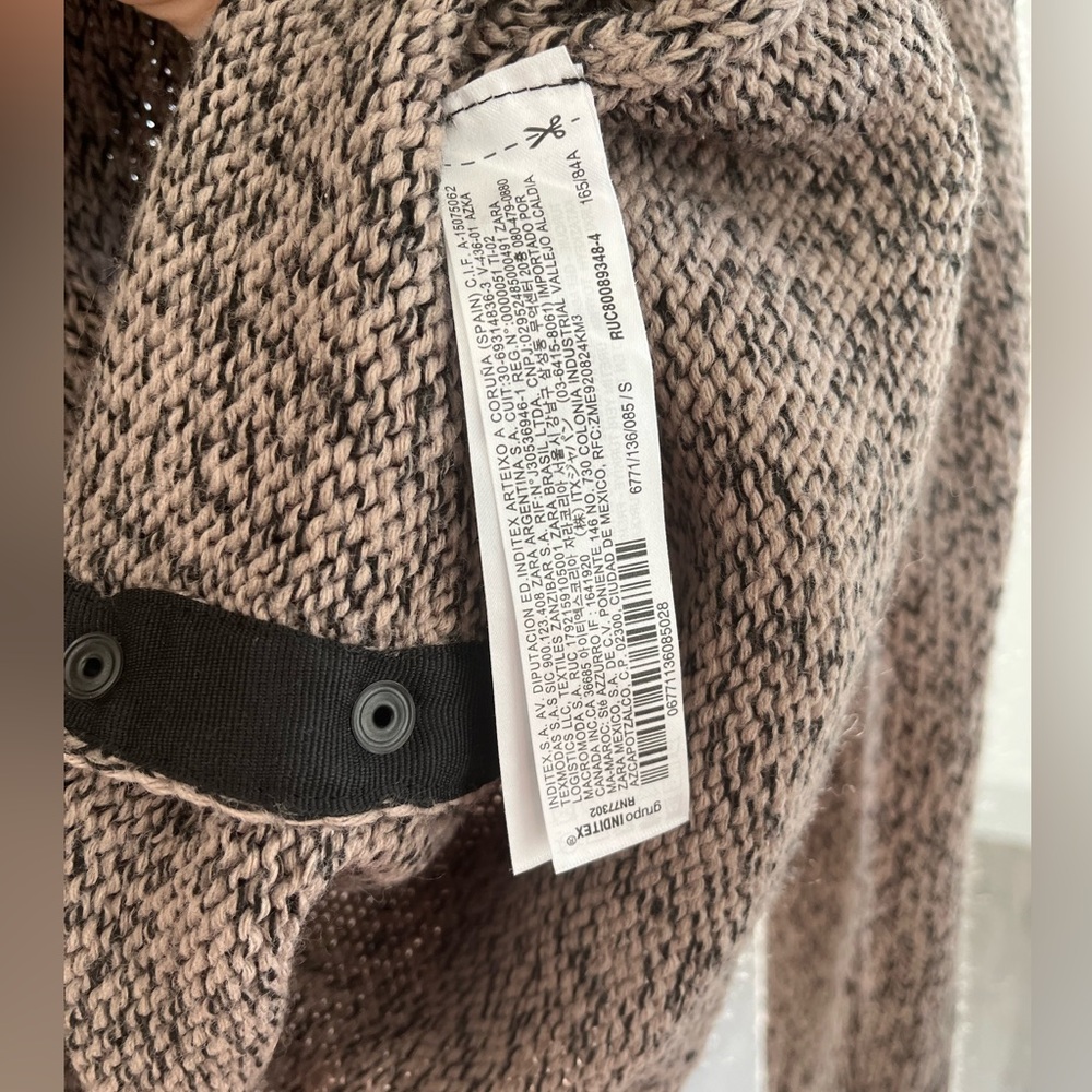 NWOT Zara Asymmetric Button Knit Sweater - Picture 11 of 16